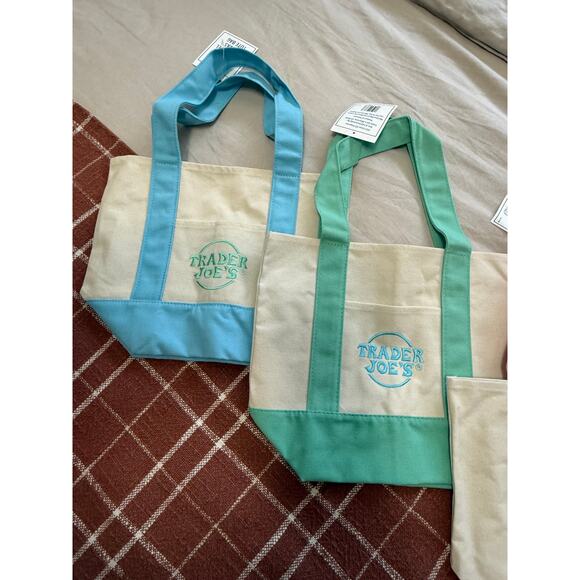 Complete Set of 4 Trader Joe's Pastel Canvas Mini Totes – NWT - Picture 7 of 7